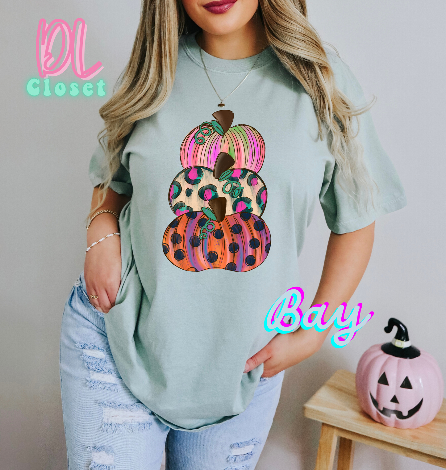 Funky Stacked Pumpkins Tees