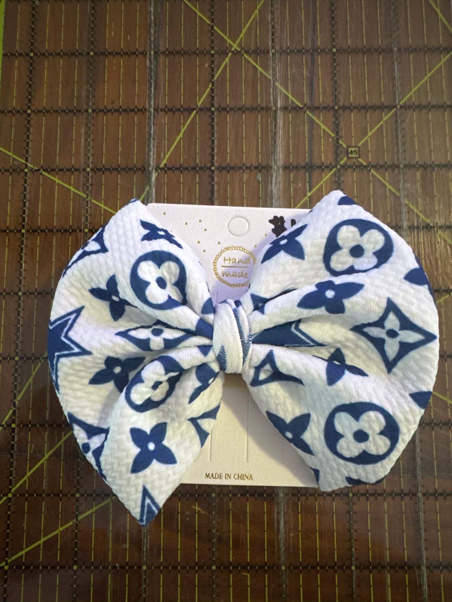 Cowboys Bow