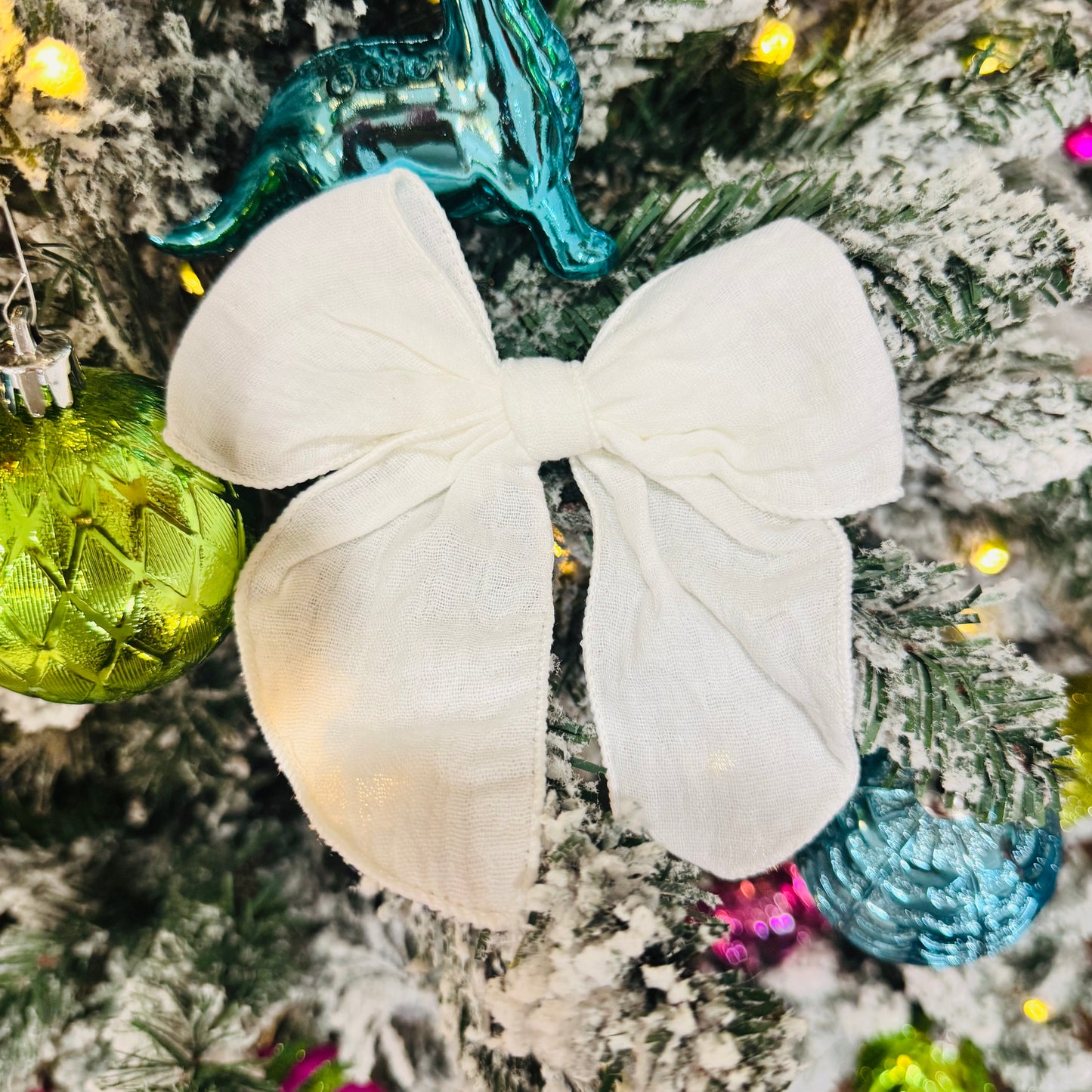 Linen Bows