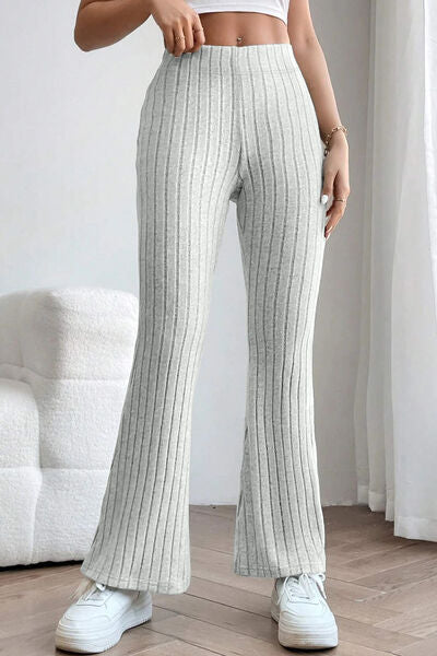 Pantalones acampanados de cintura alta
