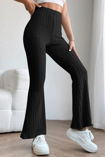 Pantalones acampanados de cintura alta