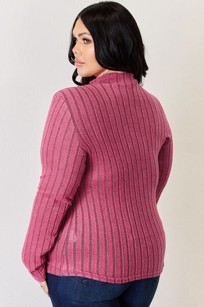 Top de manga larga con cuello simulado