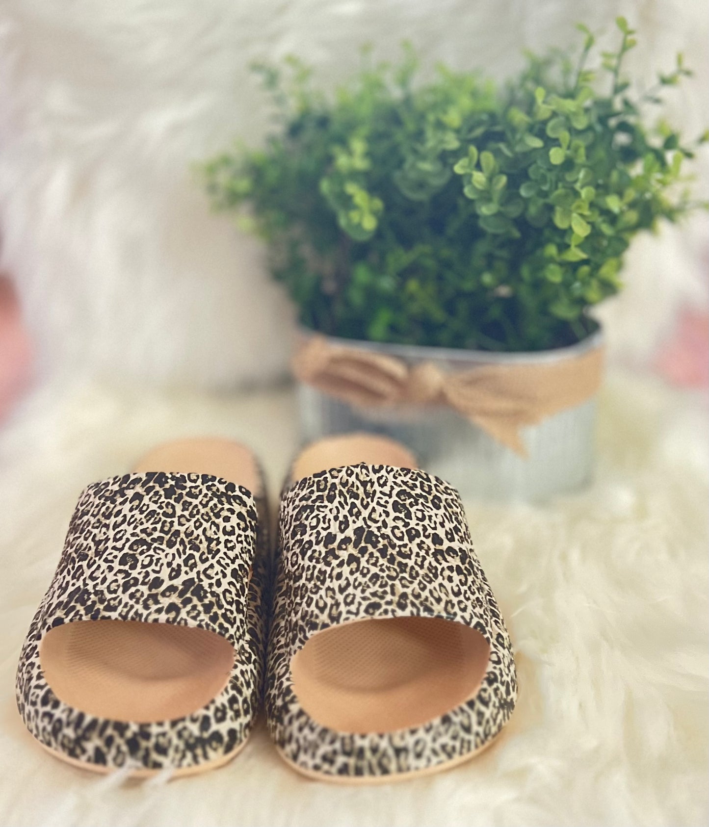 Chanclas blandas de leopardo