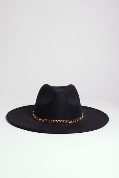 GORRO FEDORA CON CINTURÓN DE CADENA