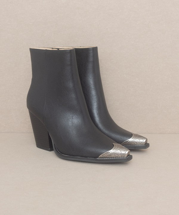 Zion Bootie with Metal Toe