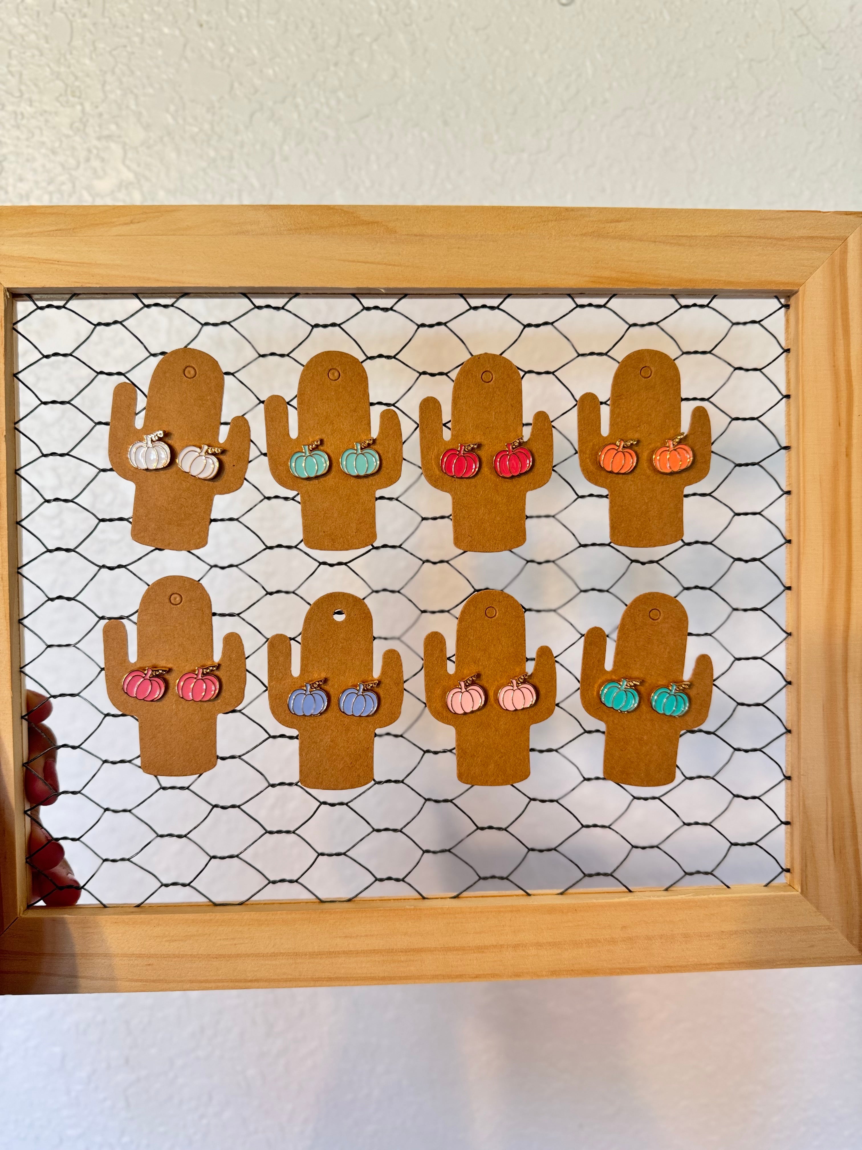 PUMPKIN STUD EARRINGS