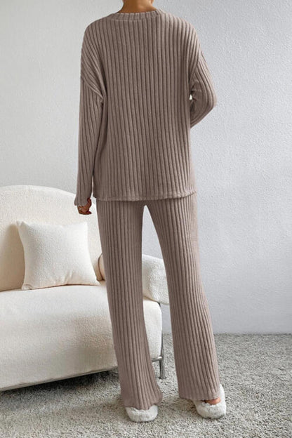 Ribbed V-Neck Lounge Set