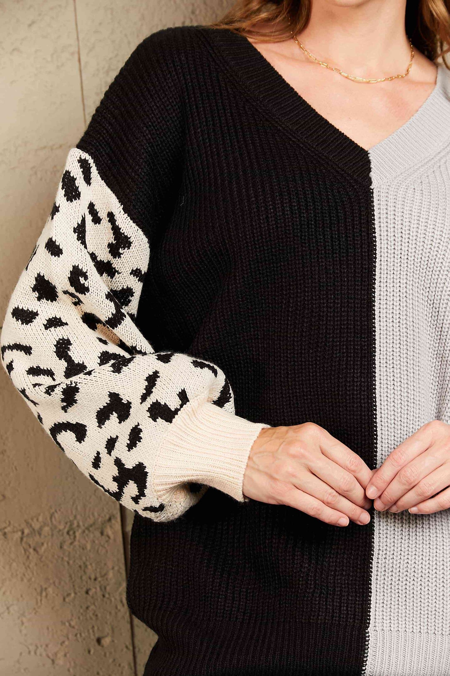 Woven Right Leopard Color Block V-Neck Oversized Sweater