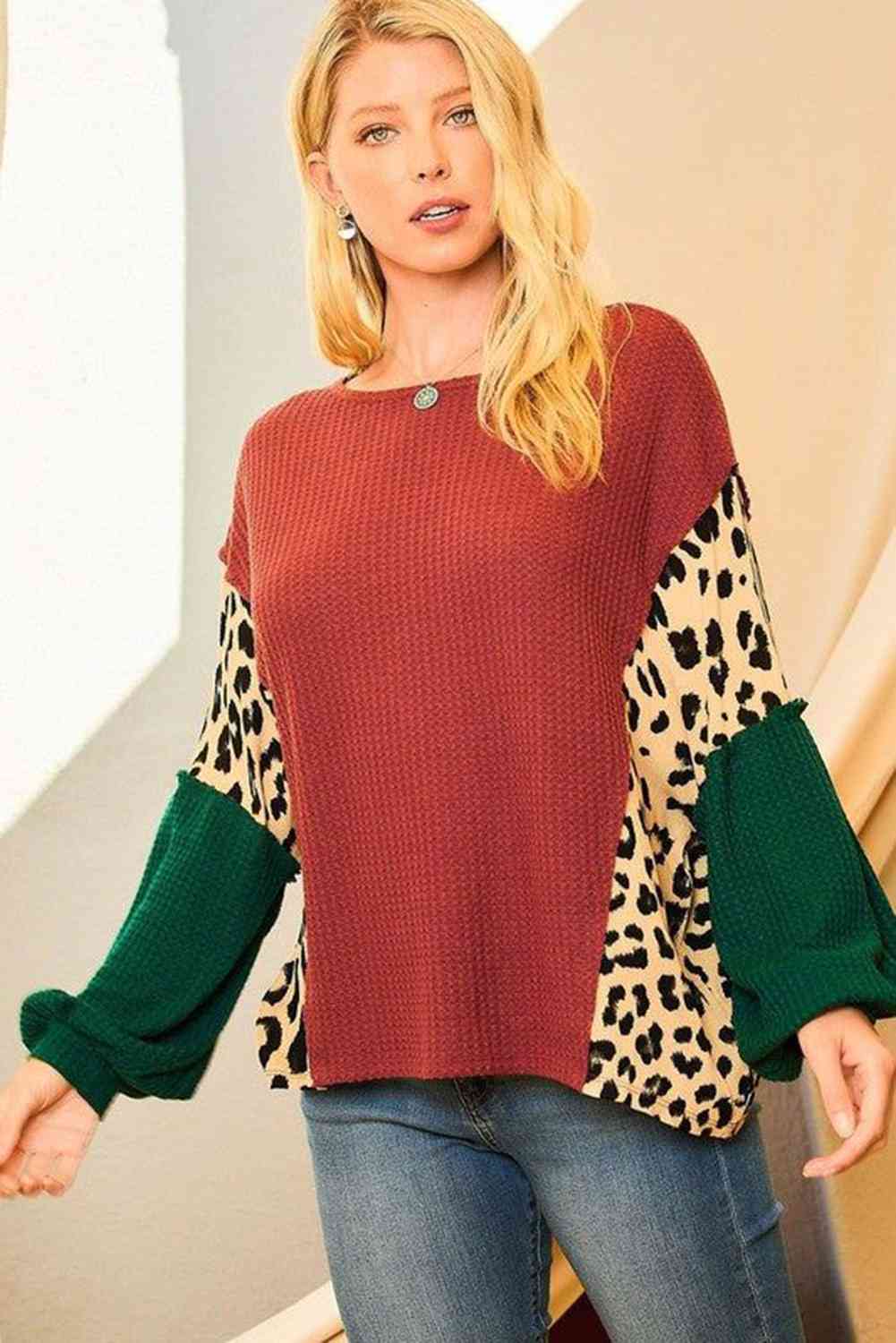 Blusa de punto tipo gofre con bloques de color de leopardo