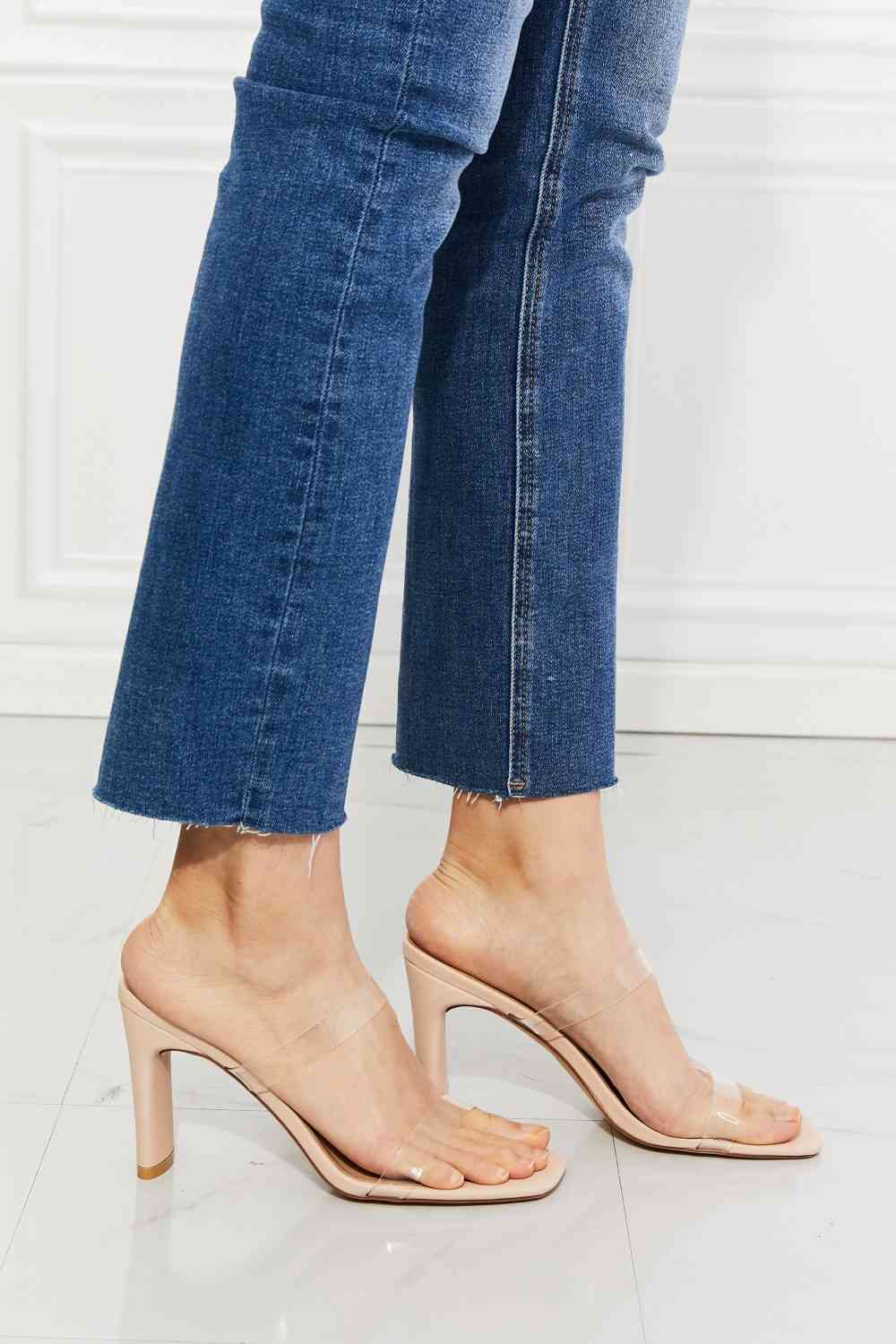 MMShoes Walking On Air Transparent Double Band Heel