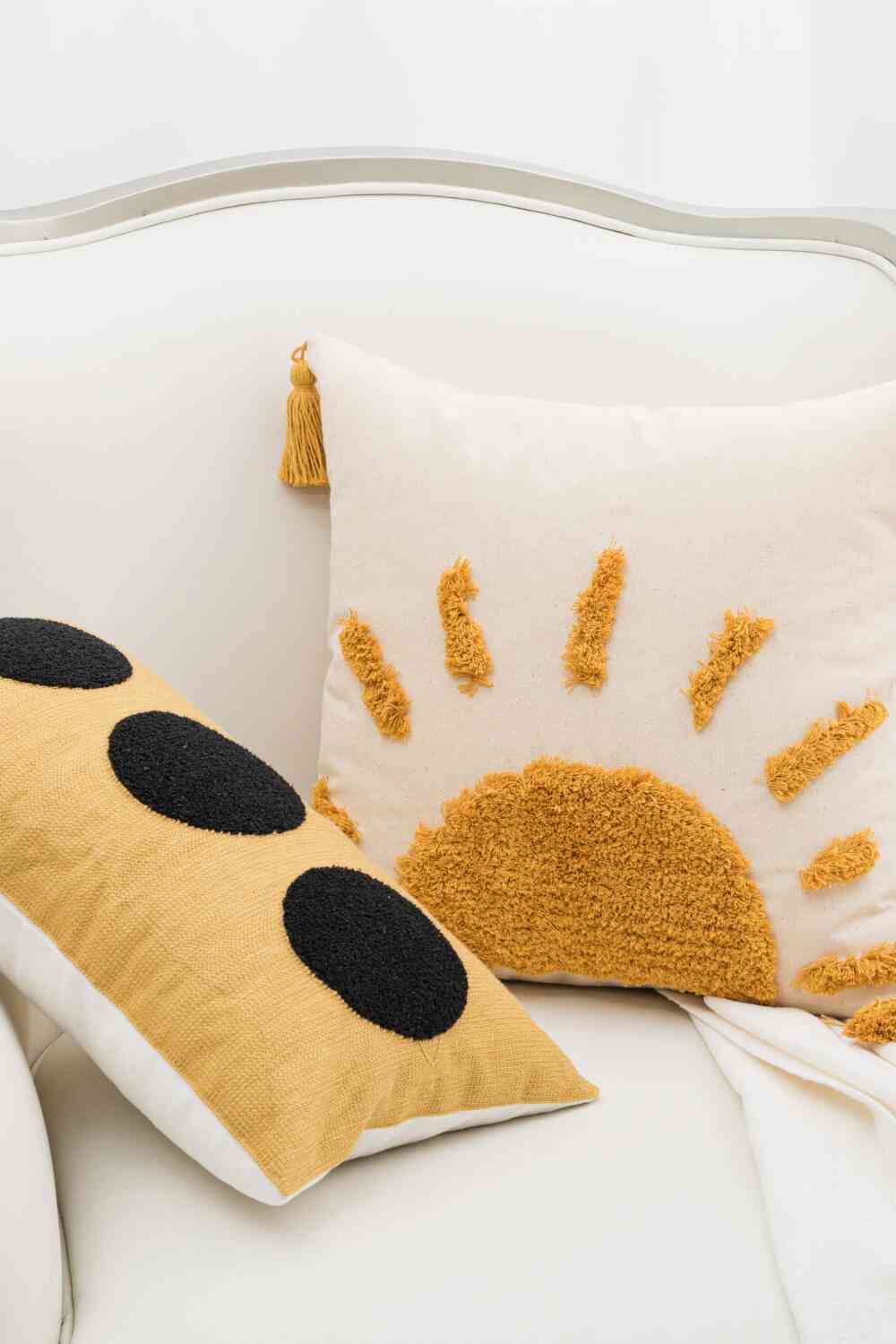 Funda de almohada decorativa con borlas de sol tejidas