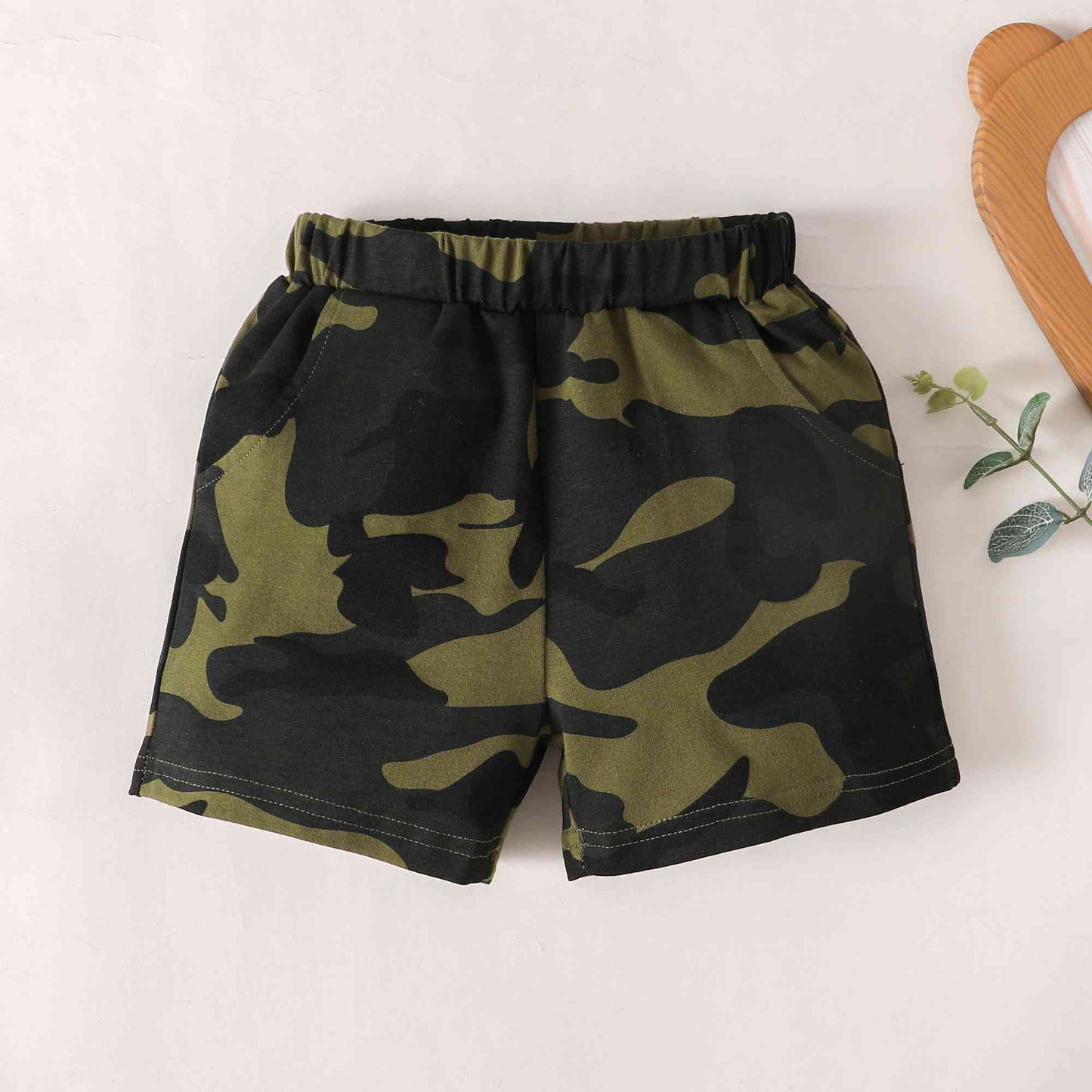 MAMA'S BOY Camo Shorts Set